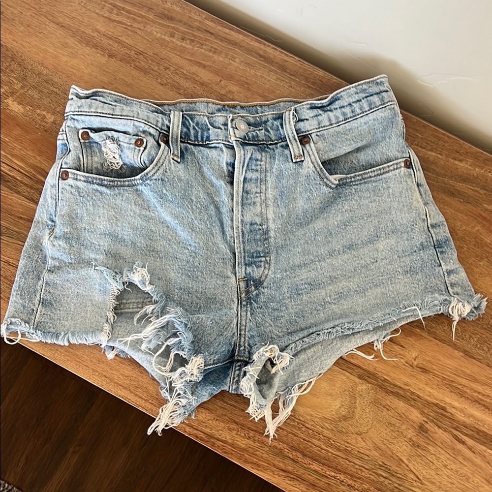 Women’s Levi’s 501 shorts